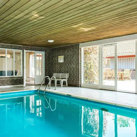بيت للعطل Spacious Holiday In Orsted Jutland With Pool