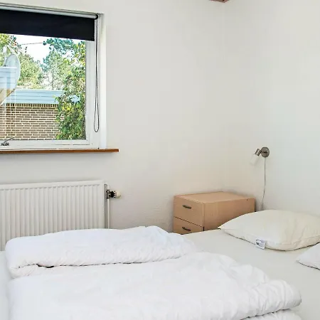 Spacious Holiday In Orsted Jutland With Pool بيت للعطل Hevring