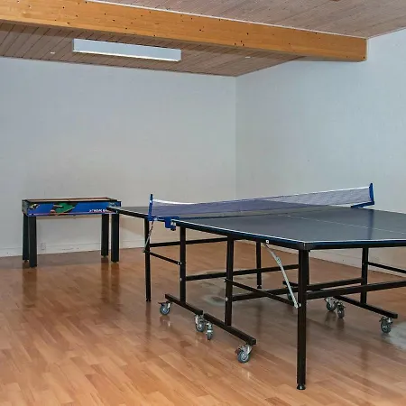 Spacious Holiday In Orsted Jutland With Pool بيت للعطل
